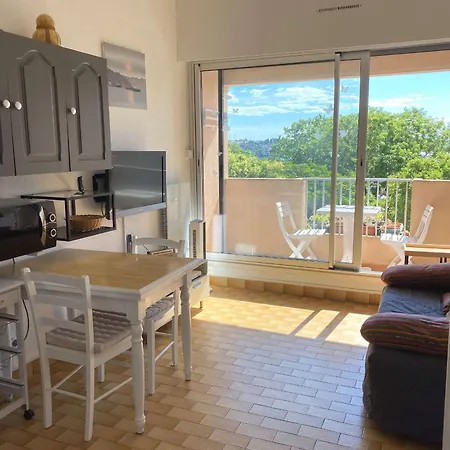 T1 Mezzanine A 10 Min Des Thermes Avec Garage Et Wifi - Fr-1-553-187 *